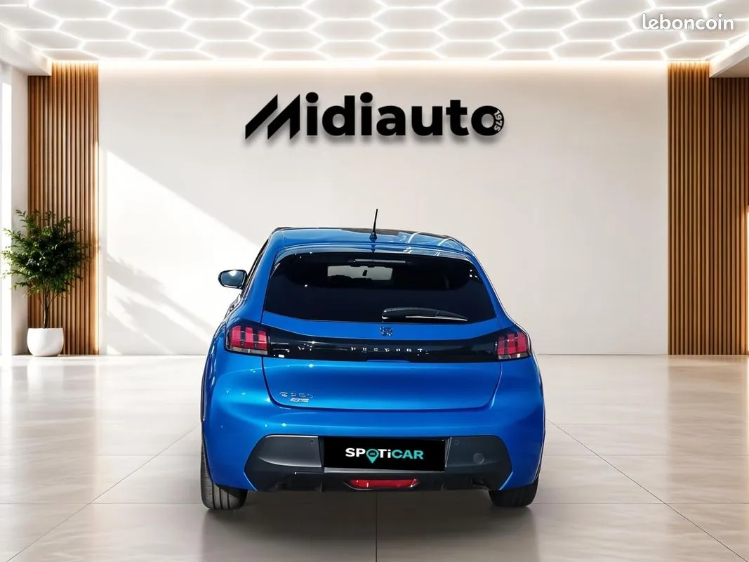 Peugeot 208 2023 photo 4