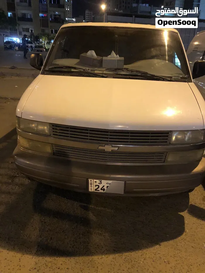 Chevrolet Astro 2003 photo 3