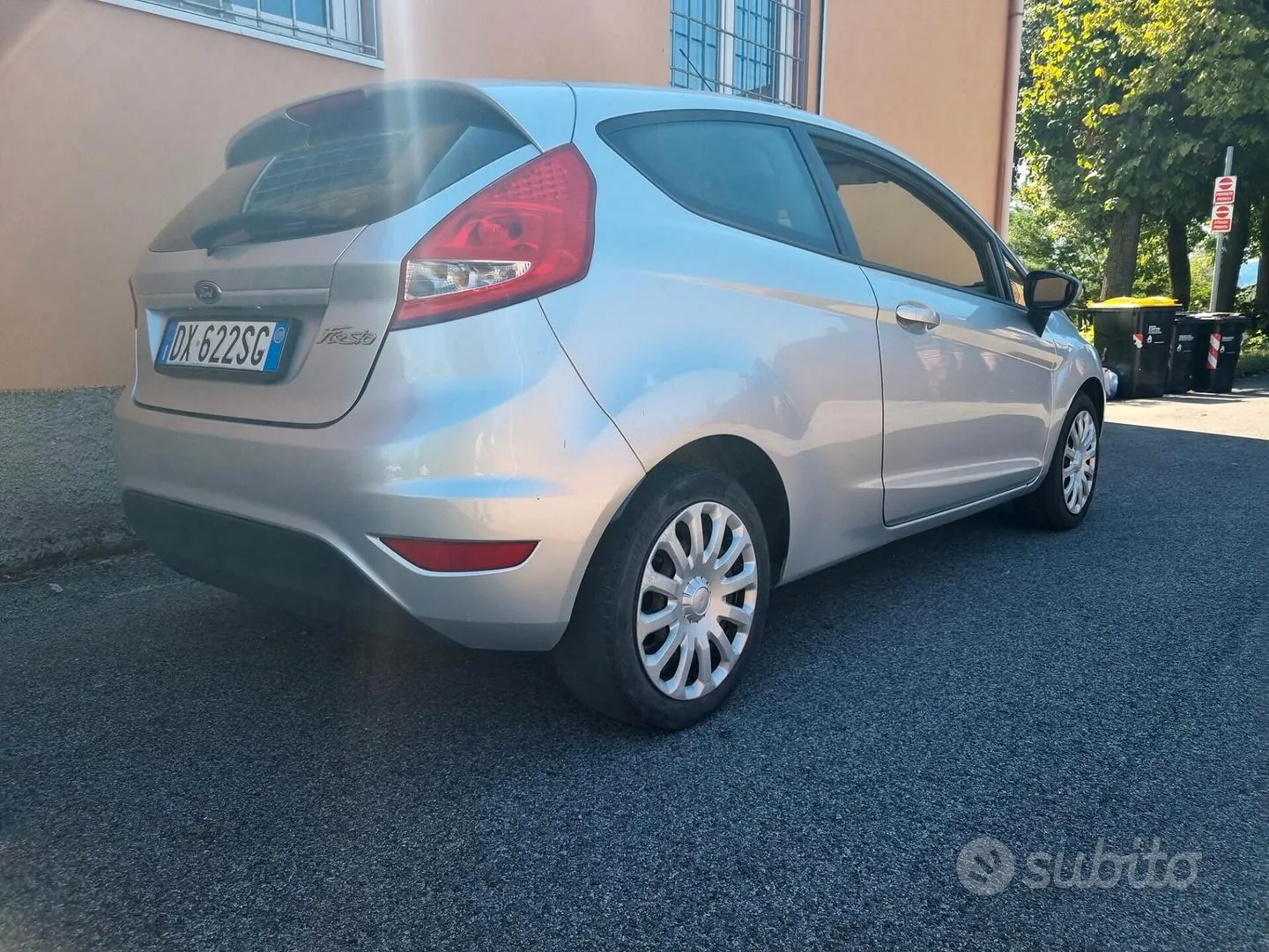 Ford Fiesta 2009 photo 2