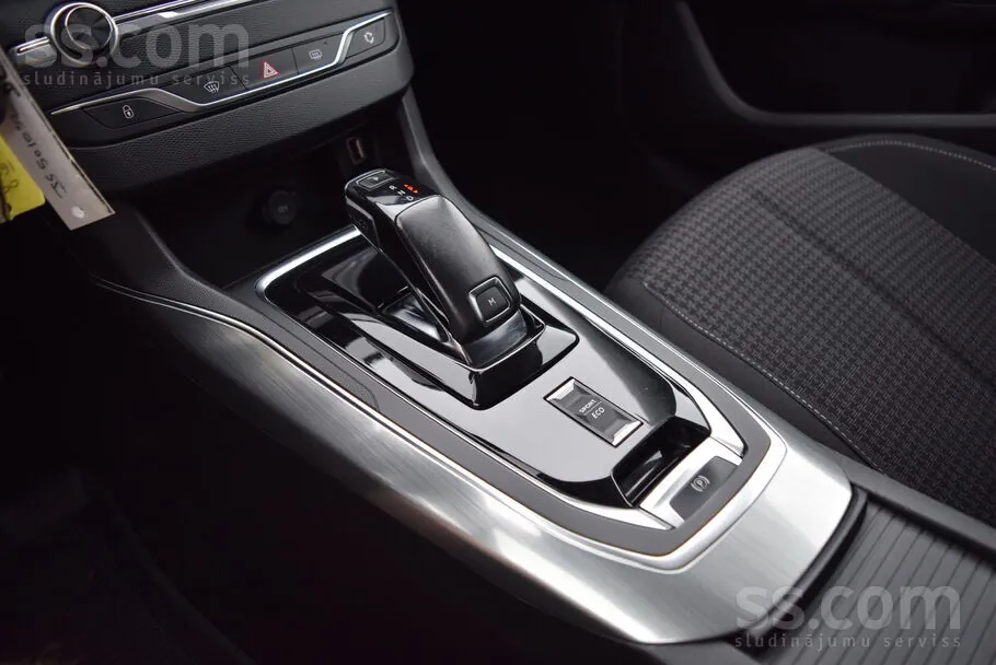 Peugeot 308 2019 photo 5