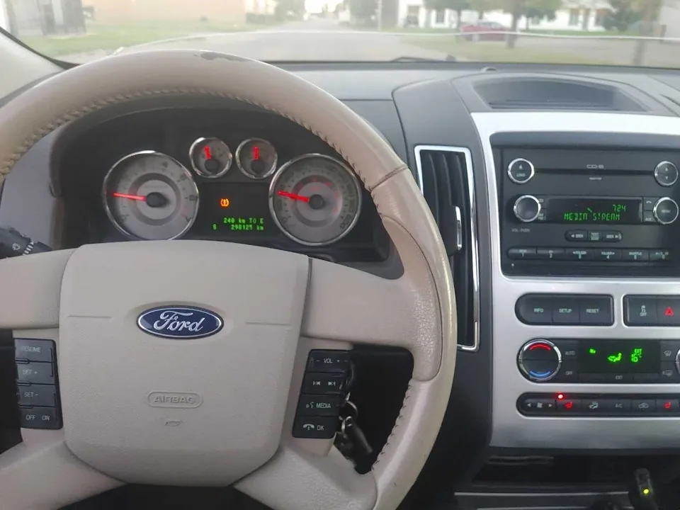 Ford Edge 2009 photo 3