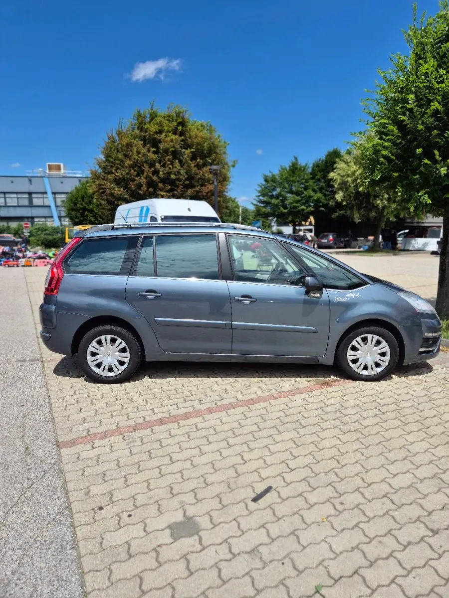 Citroen C4 Picasso 2012 photo 3