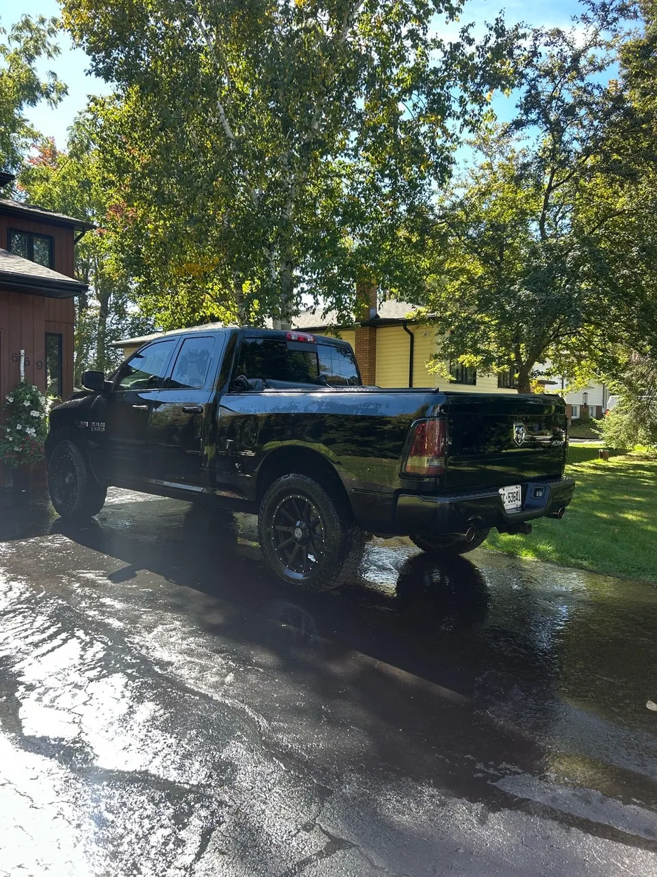 Dodge Ram 1500 2014 photo 3