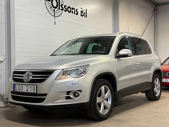 Volkswagen Tiguan 2011 photo 2