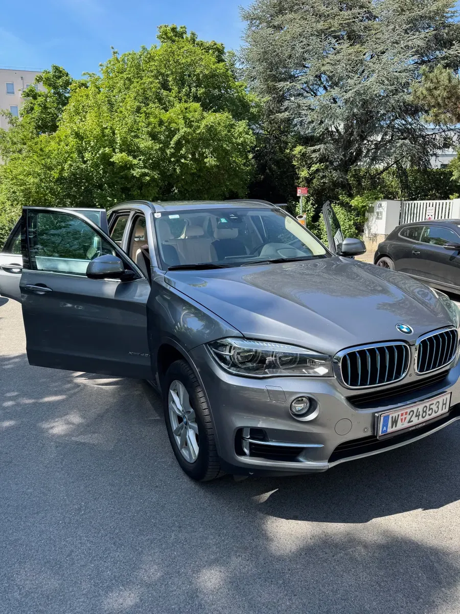 BMW X5 2017 photo 2