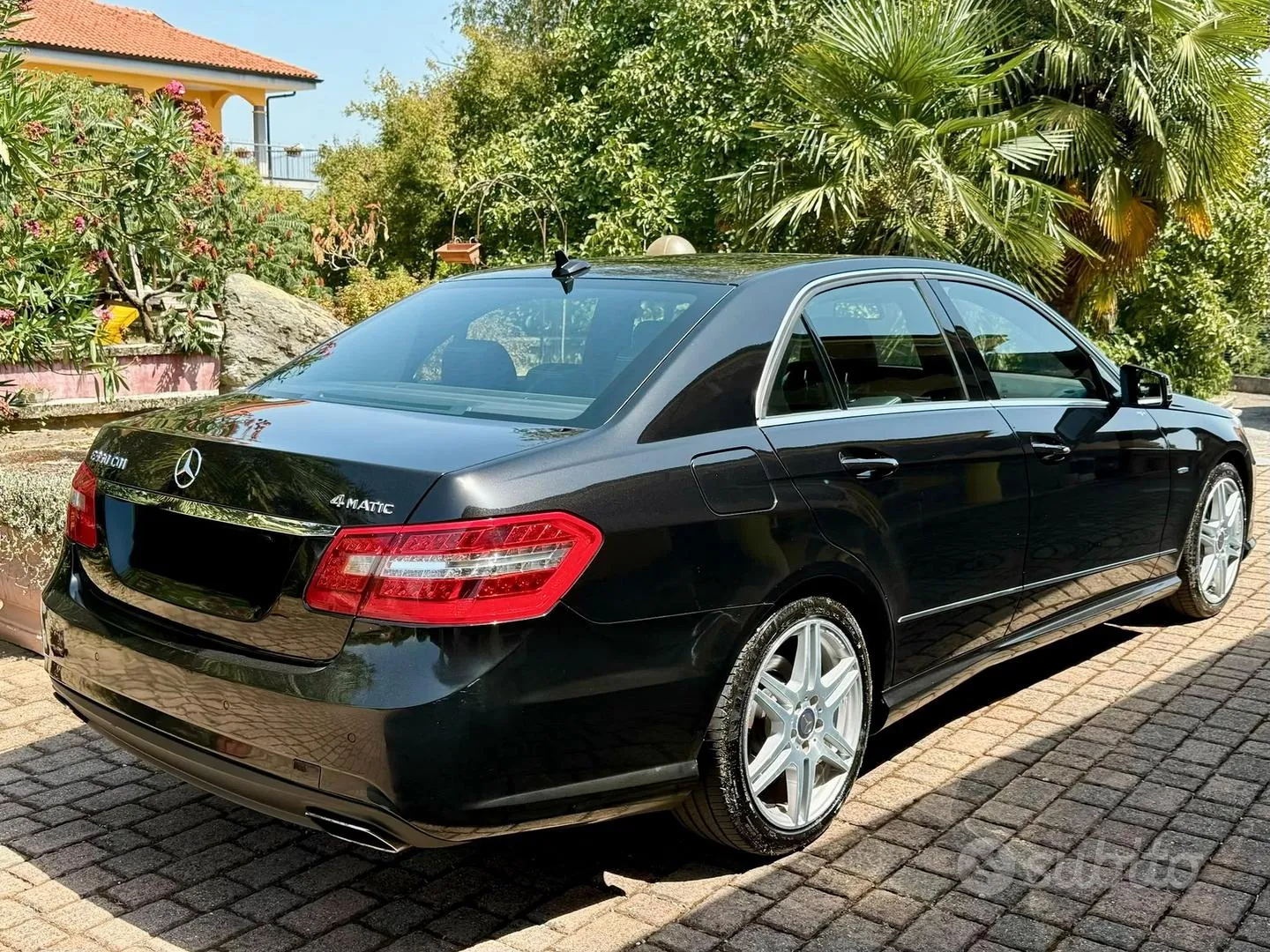 Mercedes-Benz E-Class 2013 photo 3