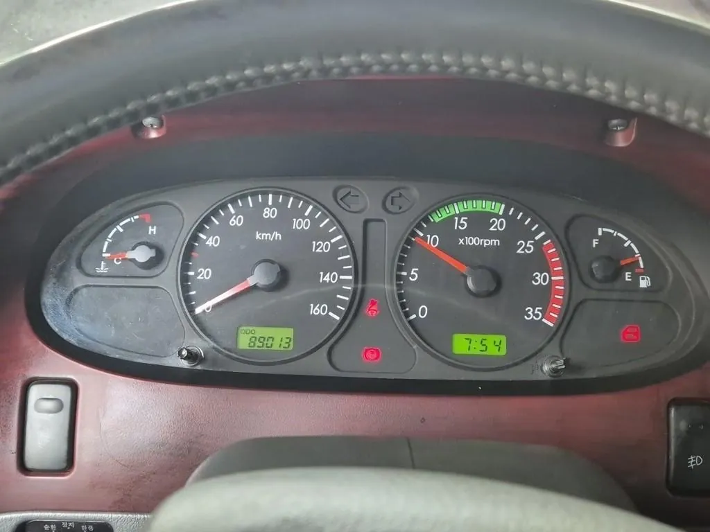 Hyundai County 2013 photo 5