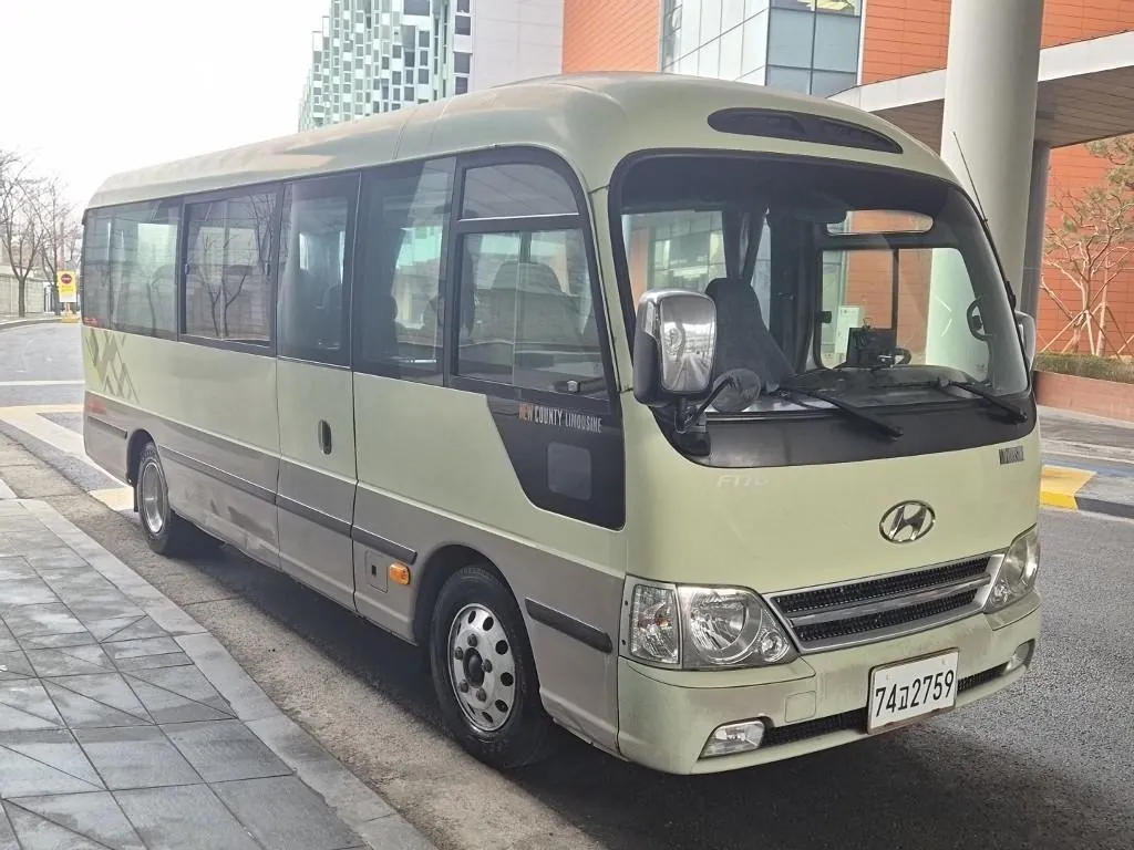 Hyundai County 2013 photo 4