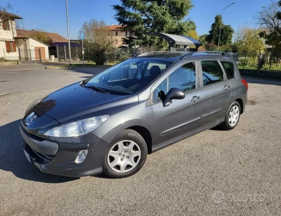 Peugeot 308 2010 photo 3