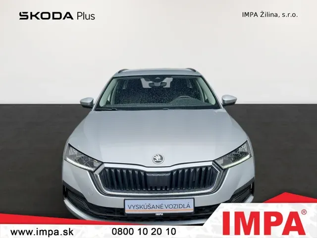 Skoda Octavia Combi 2023 photo 3