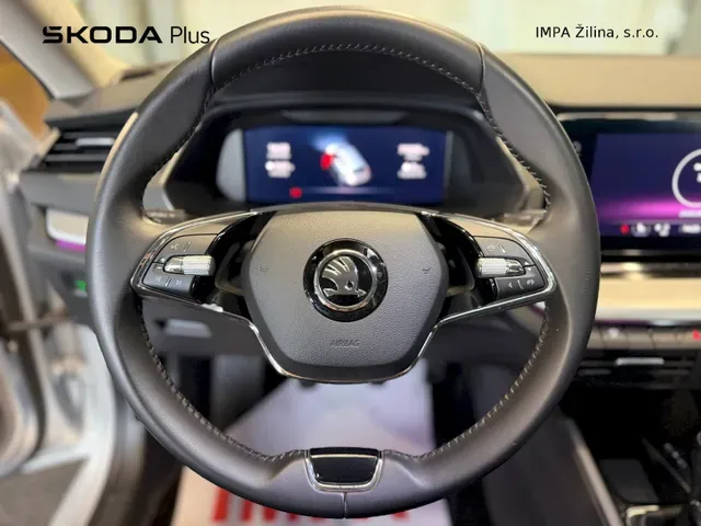 Skoda Octavia Combi 2023 photo 4