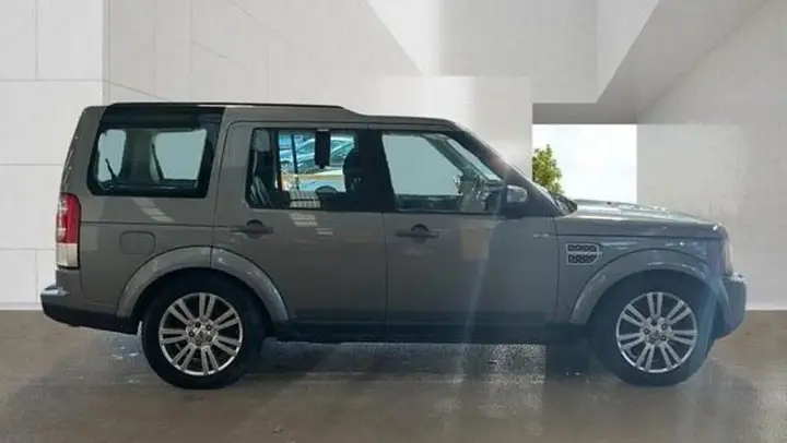 Land Rover Discovery 4 2012 photo 5