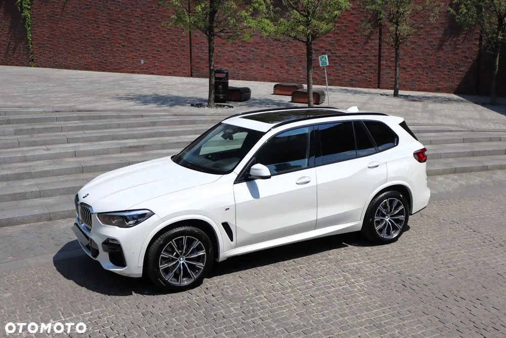 BMW X5 2018 photo 2