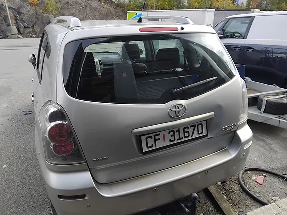 Toyota Corolla Verso 2005 photo 4