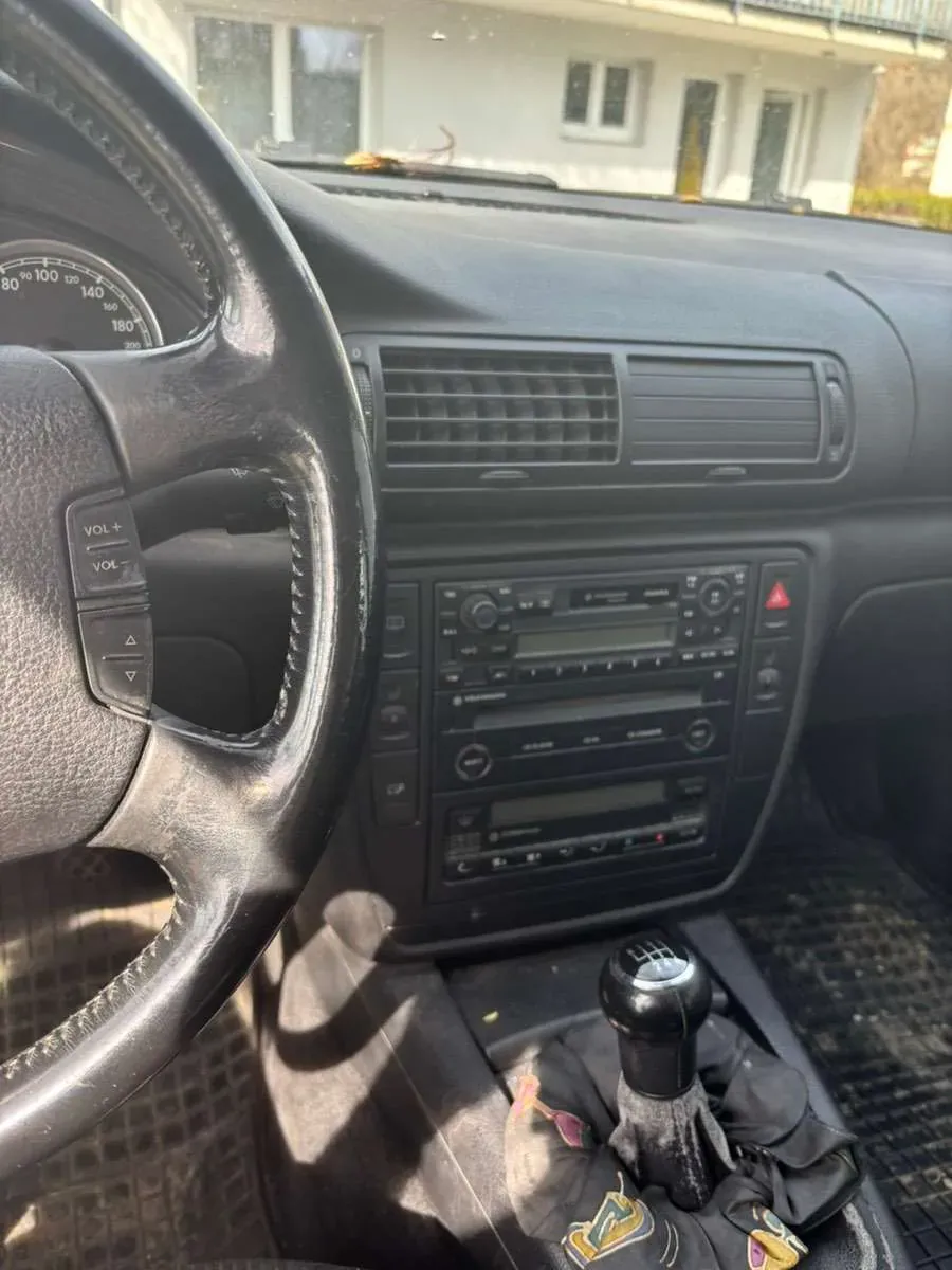 Volkswagen Passat 2002 photo 3