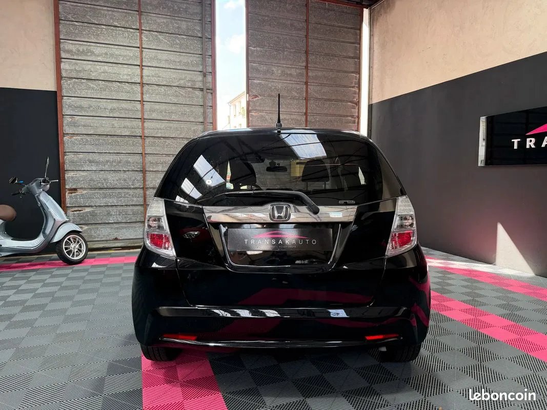 Honda Jazz 2012 photo 3
