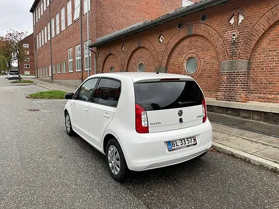 Skoda Citigo 2013 photo 3