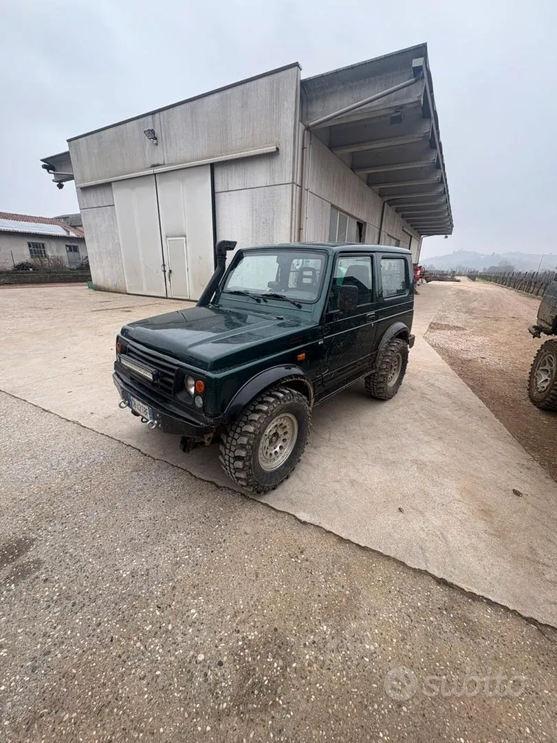 Suzuki Samurai 2002 photo 2