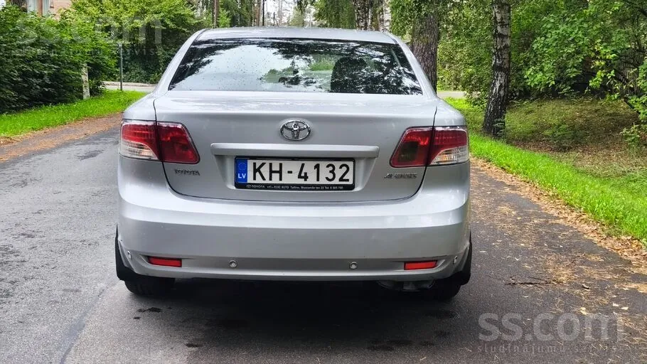 Toyota Avensis 2011 photo 5