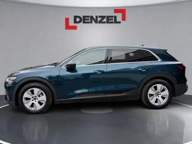 Audi E-Tron 2021 photo 2