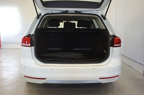 Volkswagen Passat 2016 photo 4