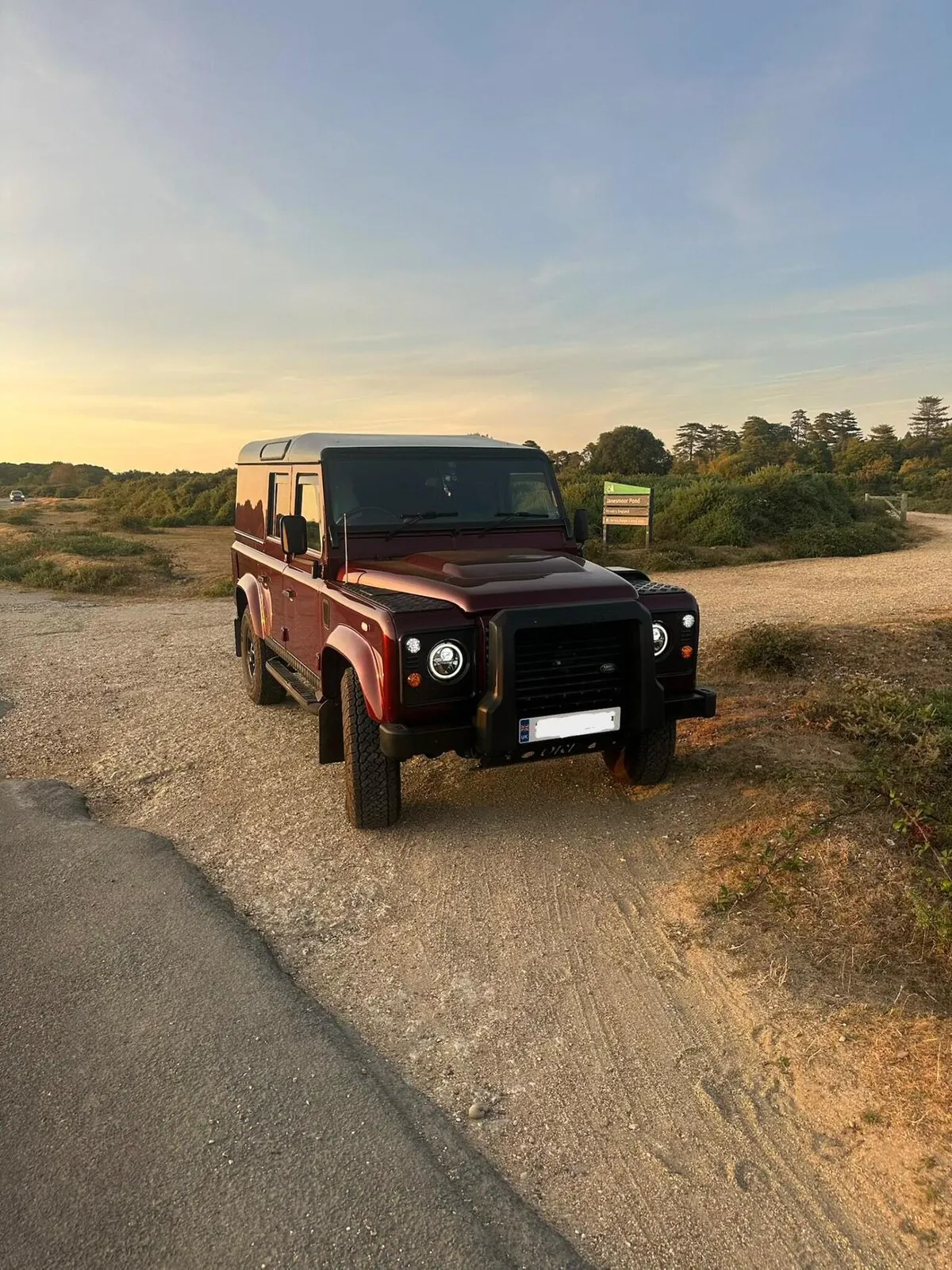 Land Rover Defender 110 2015 photo 4