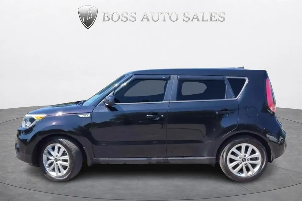 Kia Soul 2018 photo 2