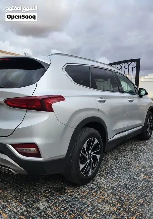 Hyundai Santa Fe 2019 photo 4