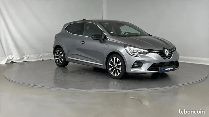 Renault Clio 2022 photo 3