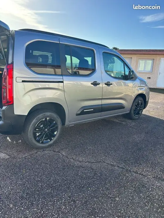 Citroen Berlingo 2026 photo 2