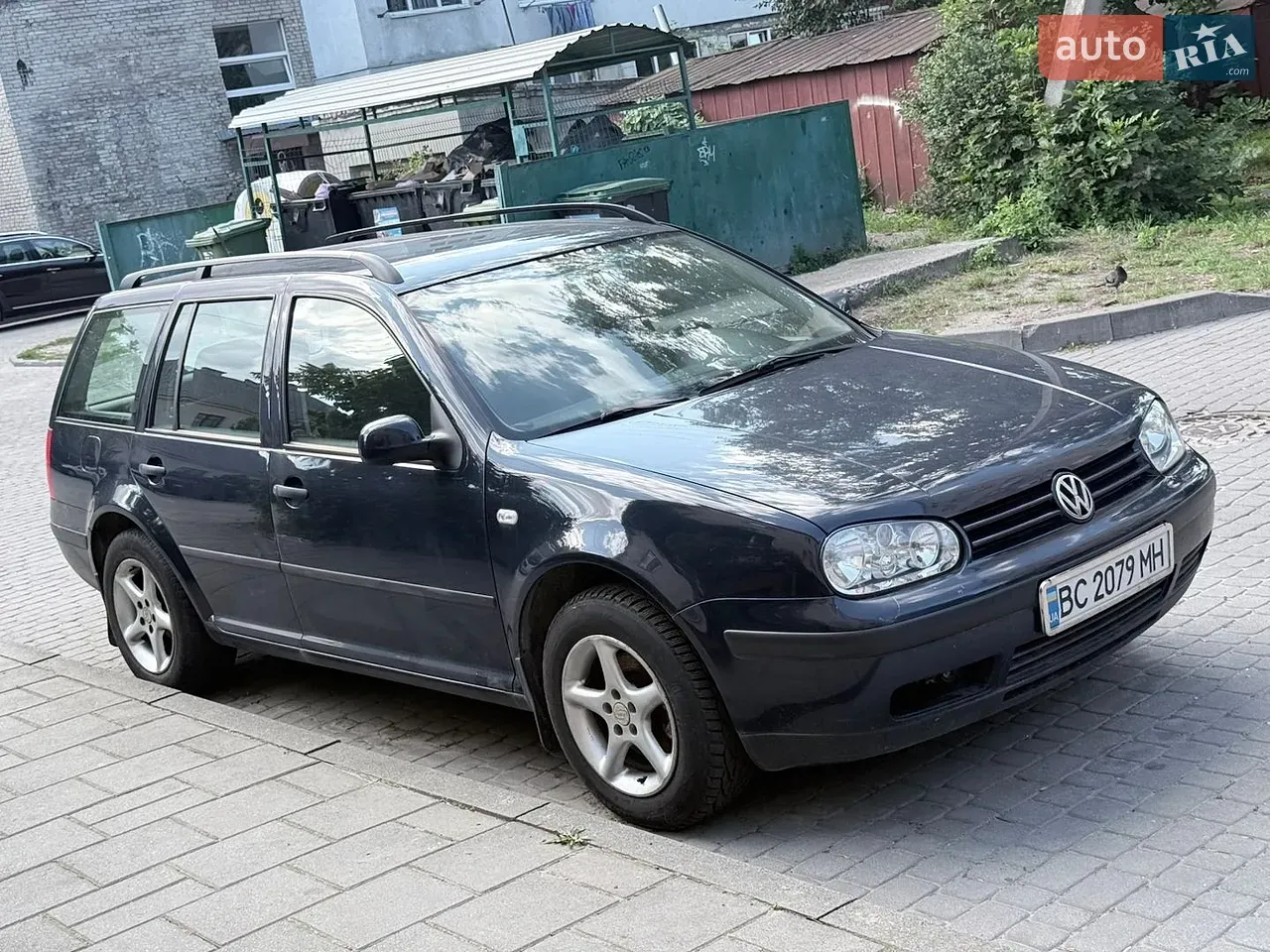 Volkswagen Golf 2000 photo 4