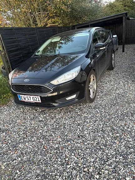 Ford Focus 2015 photo 2