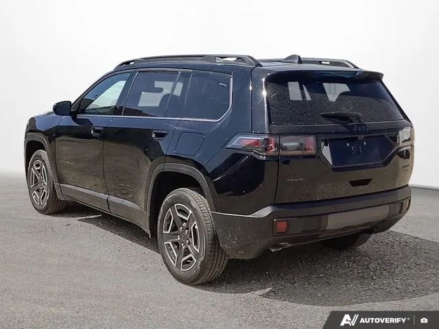 Jeep Cherokee 2026 photo 3