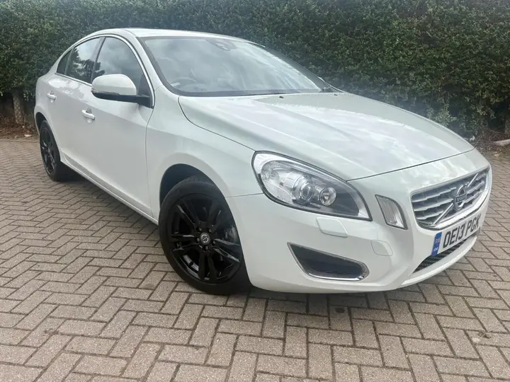 Volvo S60 2013 photo 2