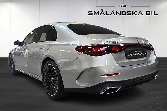 Mercedes-Benz E-Class 2024 photo 3