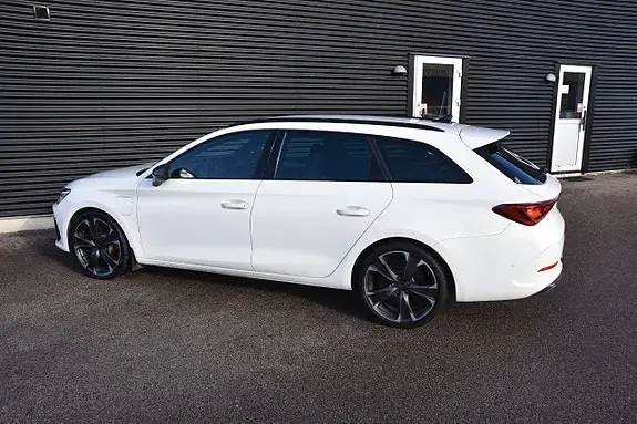 Cupra Leon 2024 photo 5