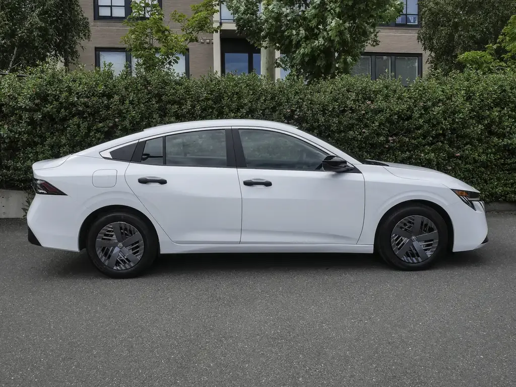 Nissan Sentra 2026 photo 2