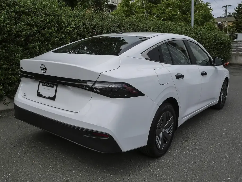 Nissan Sentra 2026 photo 3