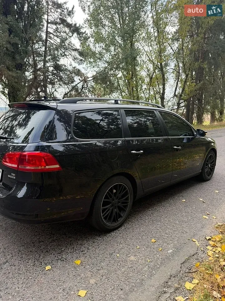 Volkswagen Passat 2011 photo 4