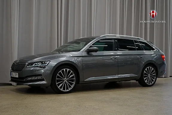 Skoda Superb 2023 photo 4