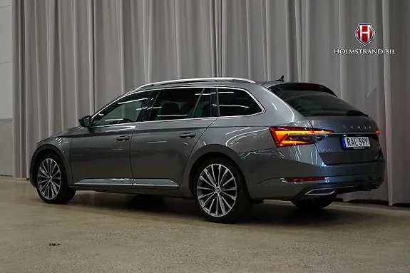 Skoda Superb 2023 photo 5