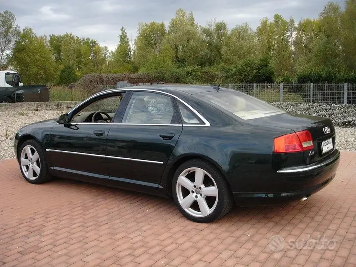 Audi A8 2006 photo 4
