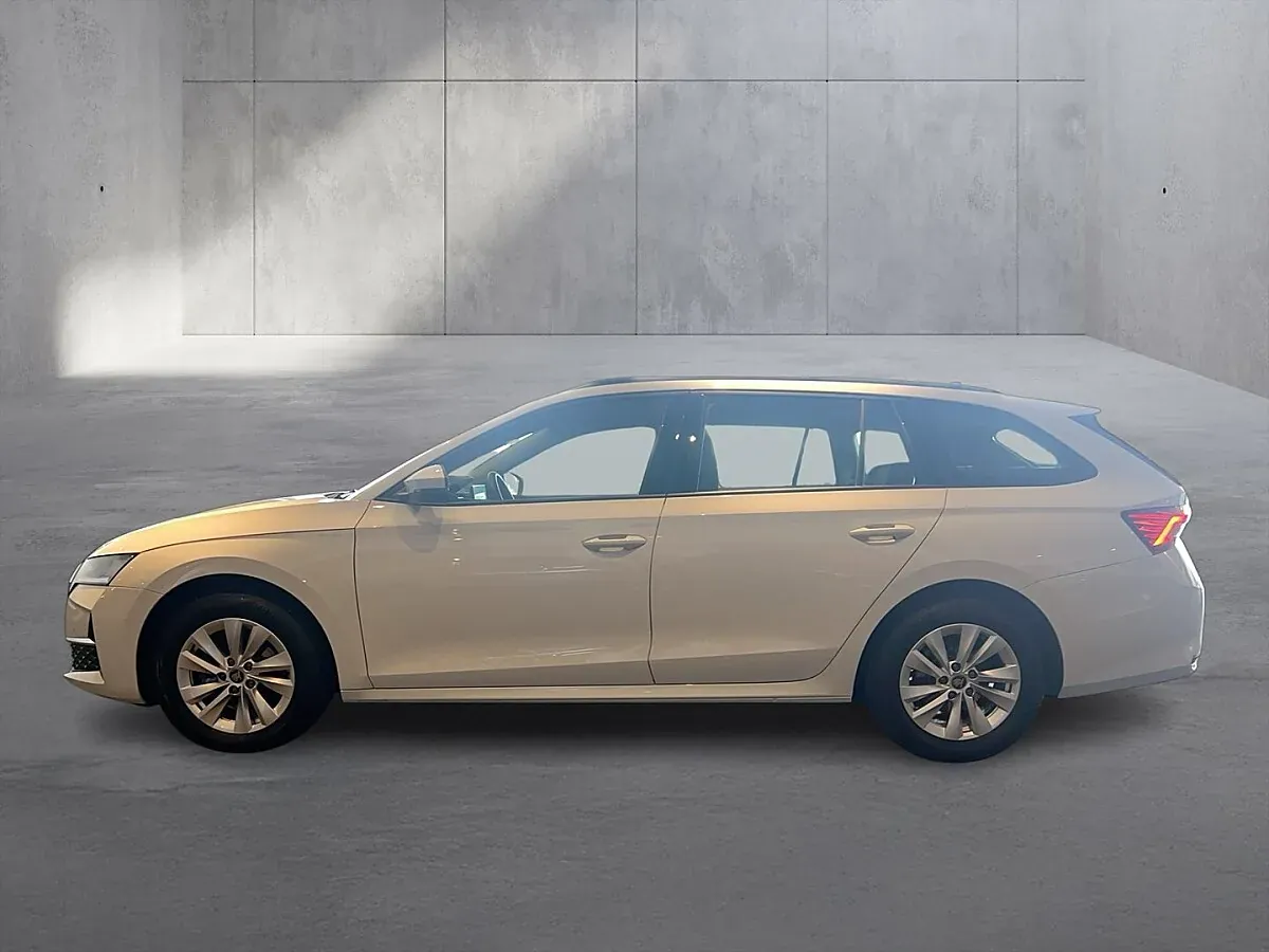 Skoda Octavia 2025 photo 2