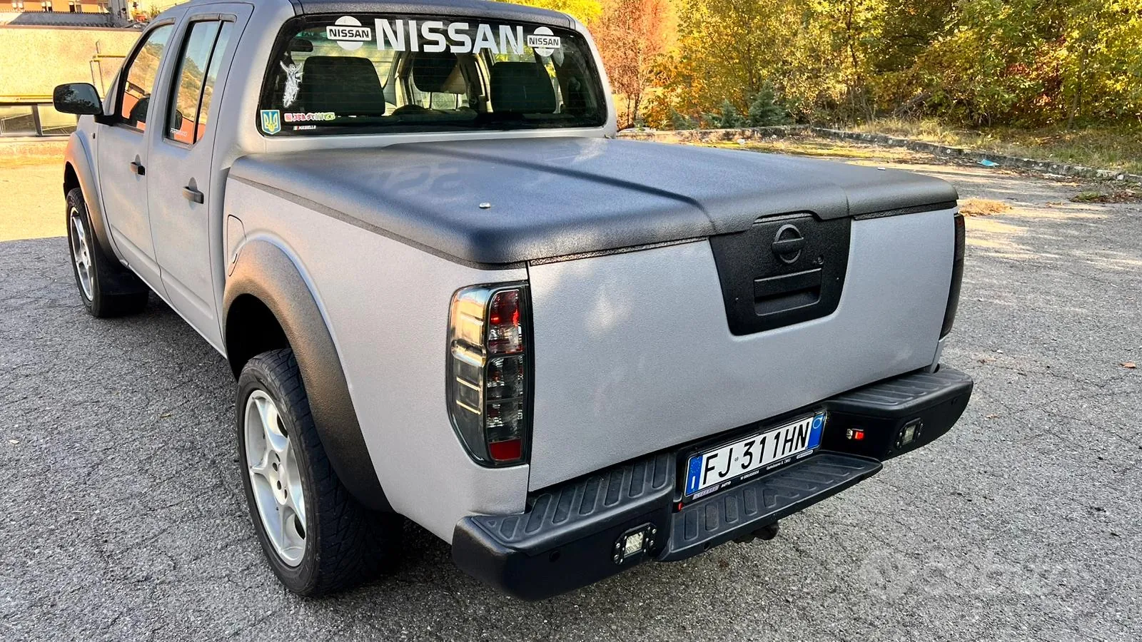Nissan Navara 2010 photo 5
