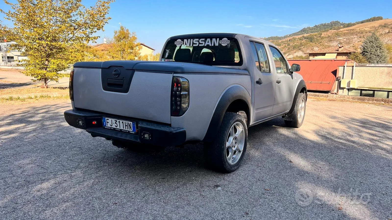 Nissan Navara 2010 photo 4