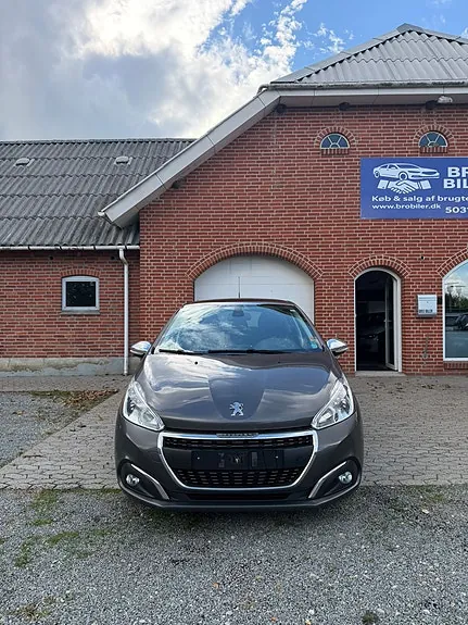 Peugeot 208 2018 photo 4
