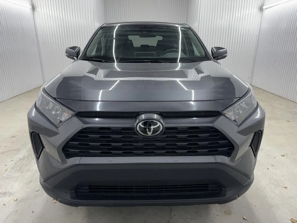 Toyota Rav4 2025 photo 3