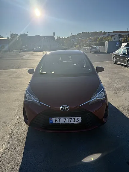 Toyota Yaris 2017 photo 3