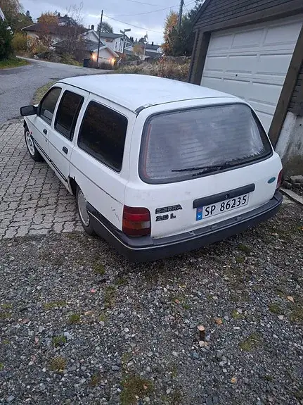 Ford Sierra 1985 photo 2