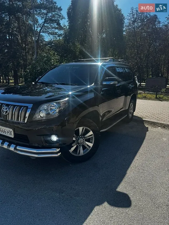 Toyota Land Cruiser Prado 2011 photo 4
